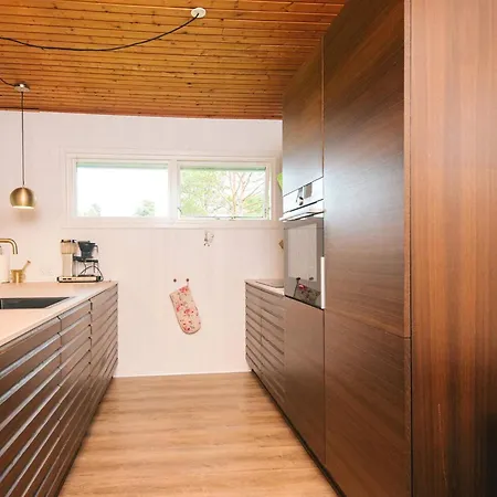 6 Person In Feriehus Blåvand